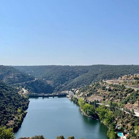 Pensao Vista Bela Hotel Miranda do Douro Luaran gambar