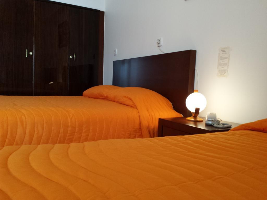Pensao Vista Bela Hotel Miranda do Douro Luaran gambar